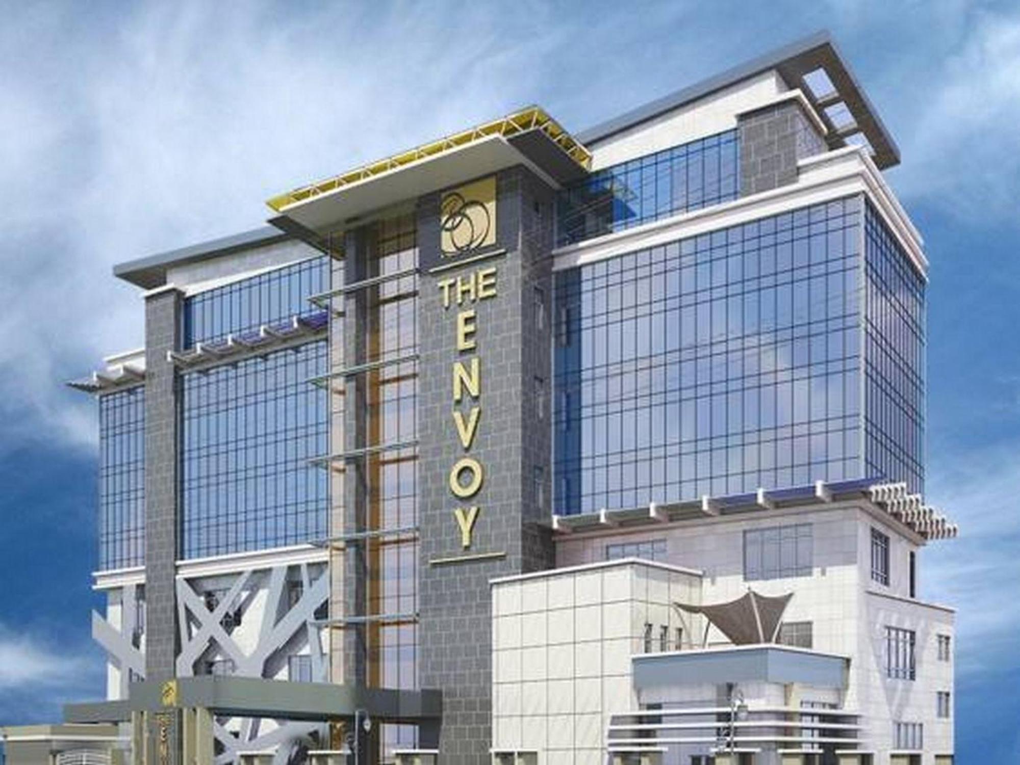Room In Lodge - The Envoy Hotel And Suites 아부자 외부 사진